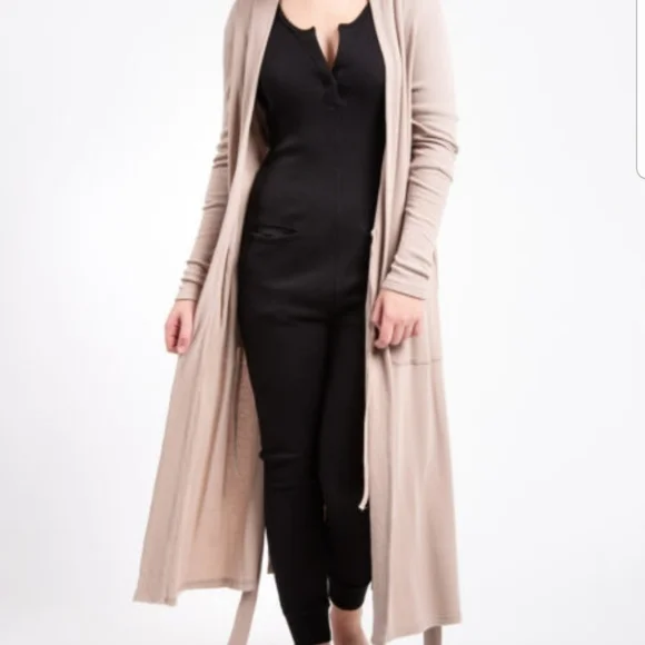 Smash + Tess Cream Robe - Picture 2 of 8